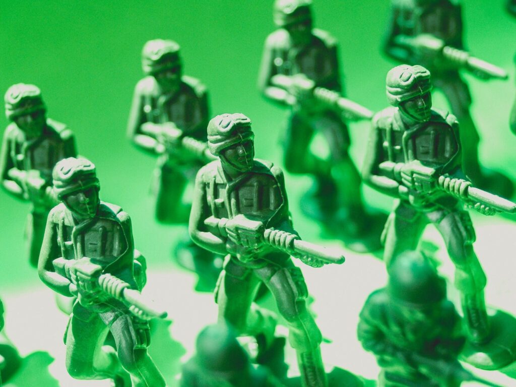 toy soldiers macro photo