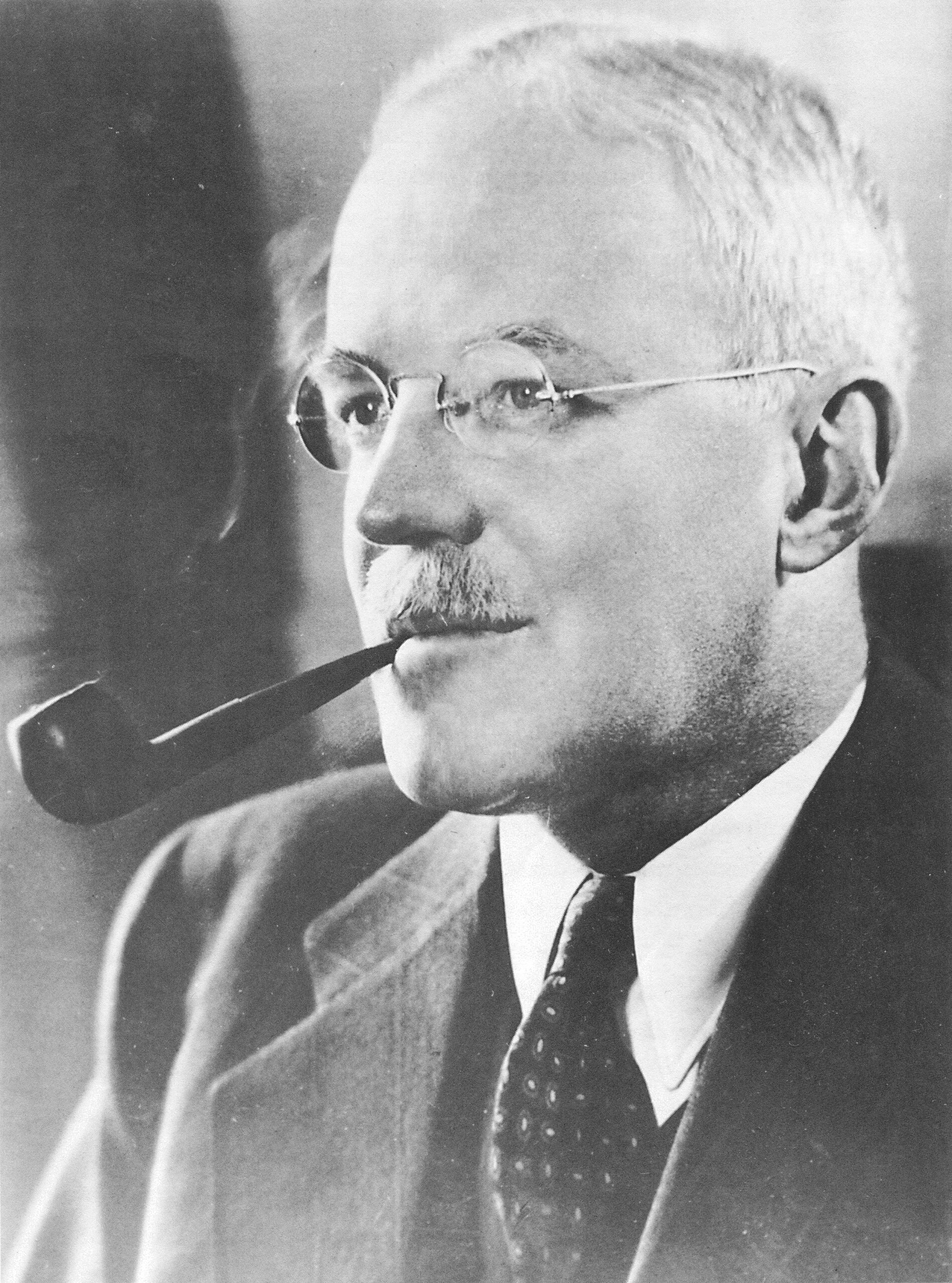 portrét allen dulles