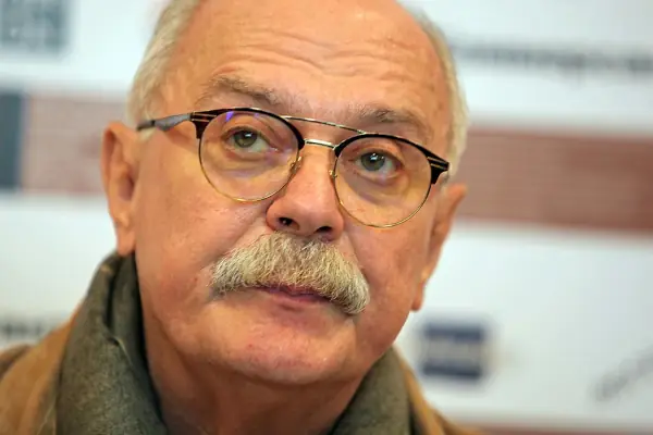 Otevřený dopis režiséra Nikity Michalkova členům Rady EÚ
